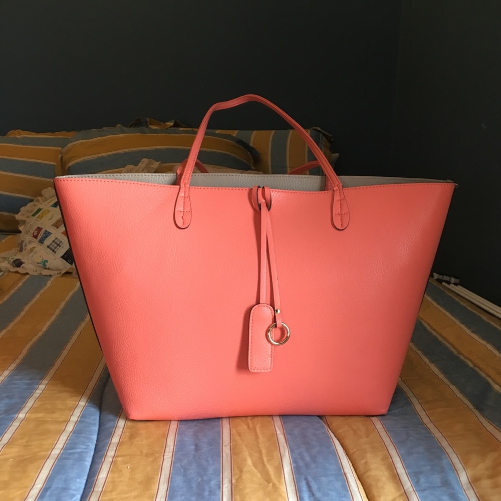 Pretty coral bag with inside pouch! 
